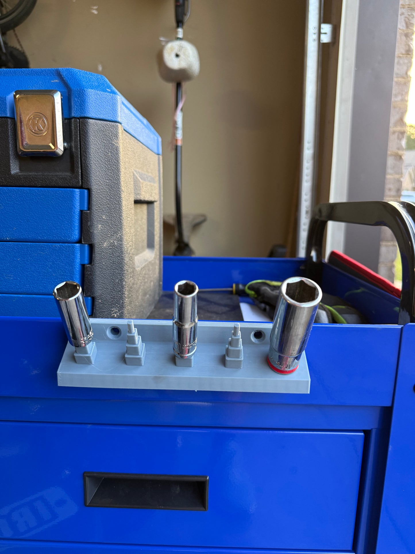 Socket Holder